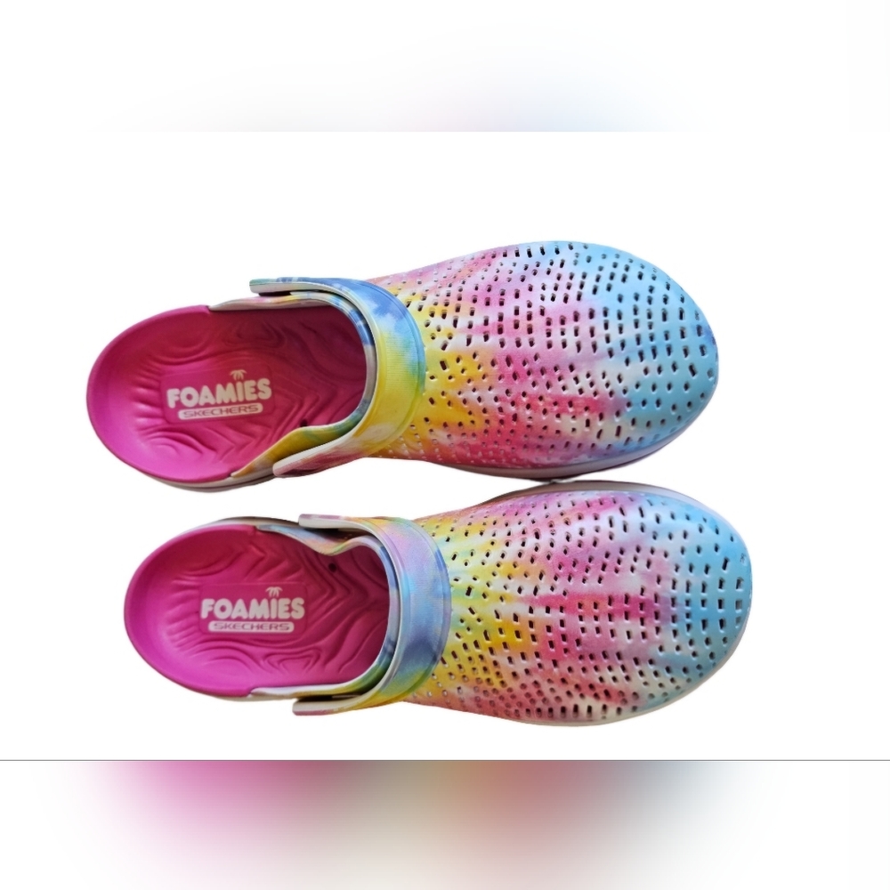 SKECHERS FOAMIES TIE DYED CROCS NWT